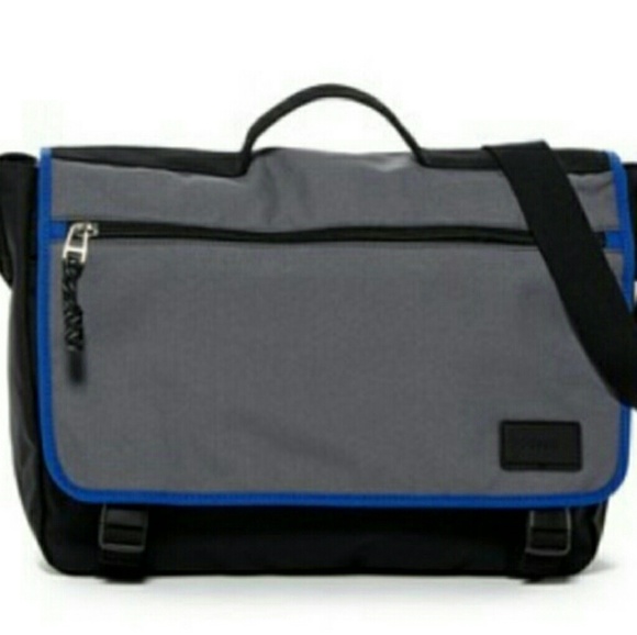 fossil travis messenger